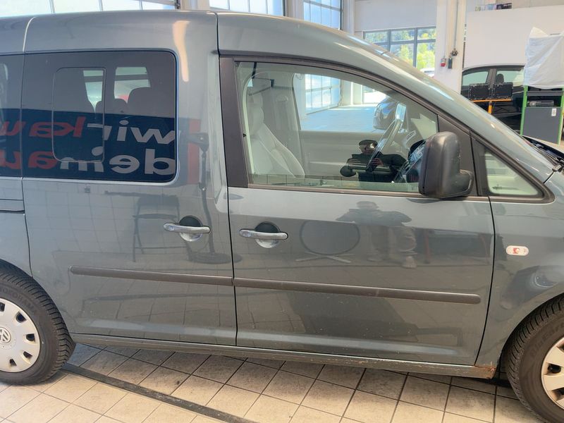 Volkswagen Caddy 1.6 Life Gewinner Caddy 2009 – снимка 10