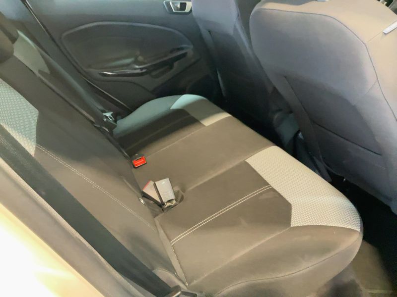 Ford EcoSport 1.0 EcoBoost Titanium 2015 – снимка 19
