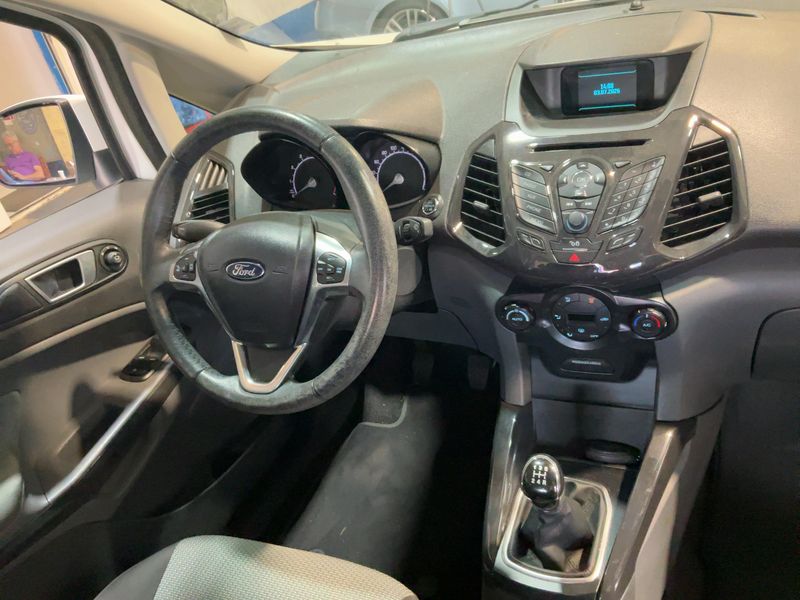 Ford EcoSport 1.0 EcoBoost Titanium 2015 – снимка 17