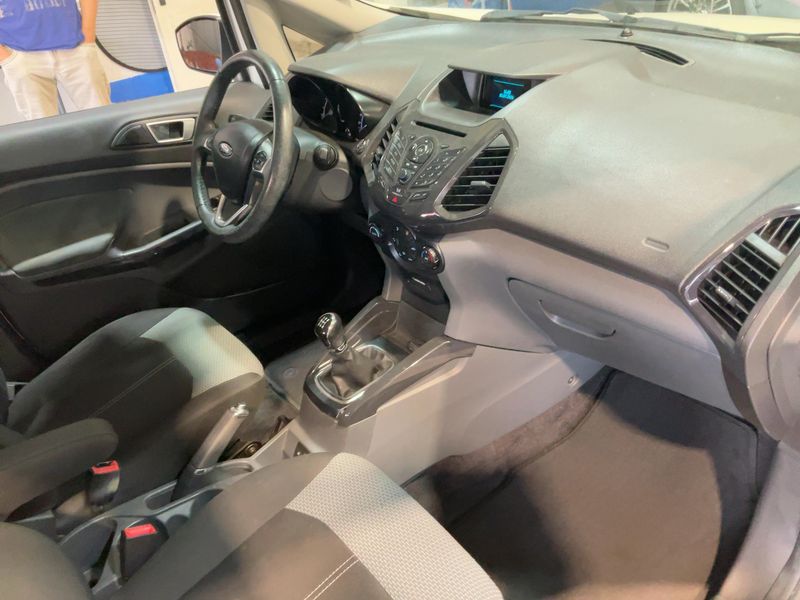 Ford EcoSport 1.0 EcoBoost Titanium 2015 – снимка 16