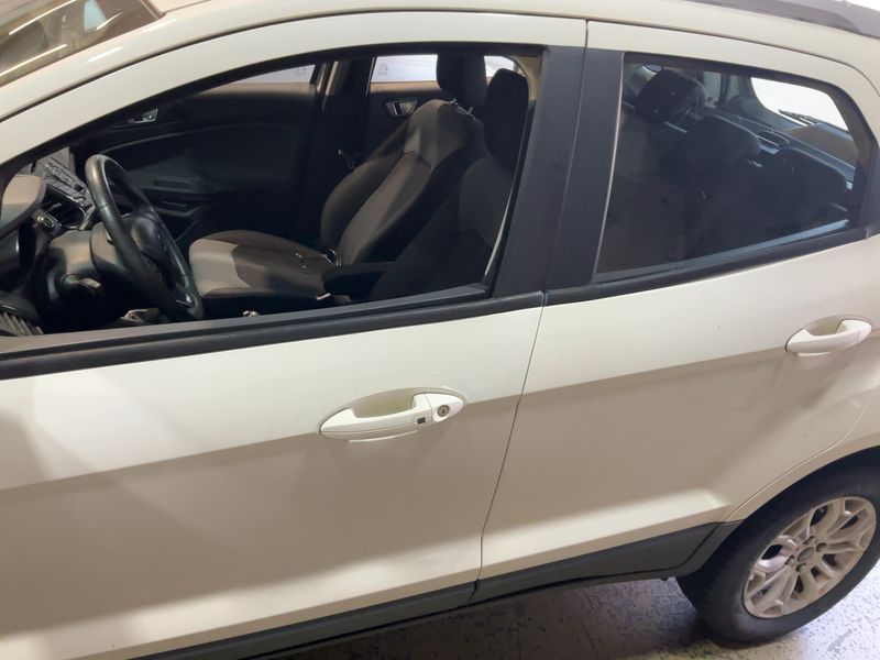 Ford EcoSport 1.0 EcoBoost Titanium 2015 – снимка 4