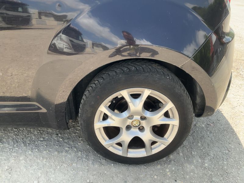 Alfa Romeo MiTo 1.6 JTD Distinctive 2010 – снимка на щета