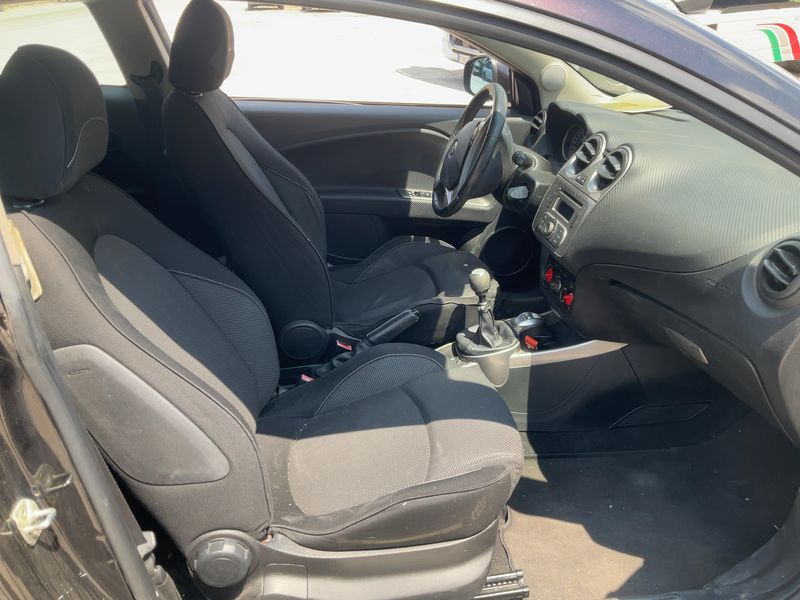 Alfa Romeo MiTo 1.6 JTD Distinctive 2010 – снимка 11