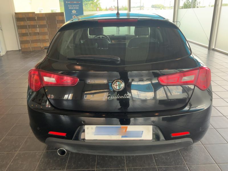 Alfa Romeo Giulietta 1.6 JTDM Distinctive 2012 – снимка 7