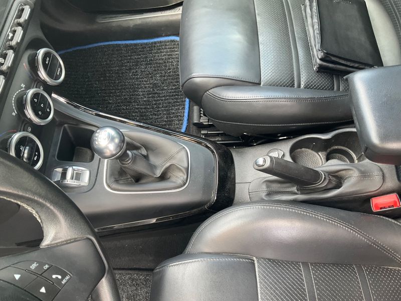 Alfa Romeo Giulietta 1.6 JTDM Distinctive 2012 – снимка 31