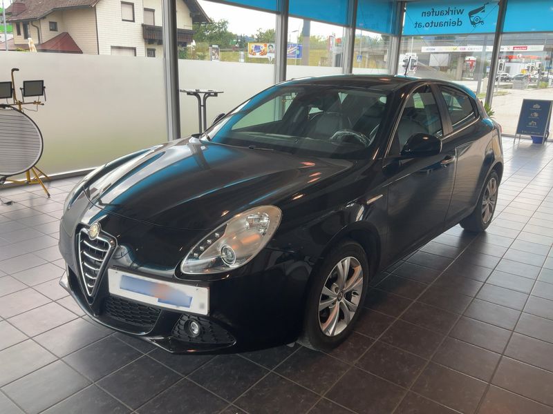 Alfa Romeo Giulietta 1.6 JTDM Distinctive 2012 – снимка 1
