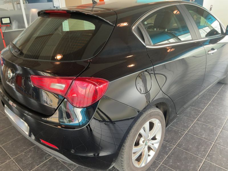 Alfa Romeo Giulietta 1.6 JTDM Distinctive 2012 – снимка 8