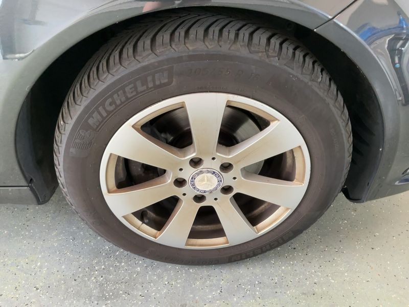 Mercedes-Benz C-Klasse C 200 CGI T BlueEfficiency Classic 2012 – снимка 11