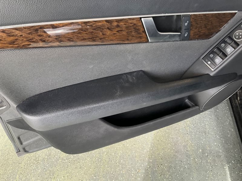 Mercedes-Benz C-Klasse C 200 CGI T BlueEfficiency Classic 2012 – снимка 22