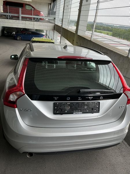 Volvo V60 2.0 D3 Linje Business 2016 – снимка 7