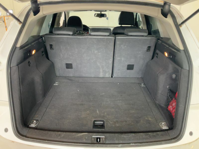 Audi Q5 2.0 TDI quattro 2009 – снимка 16