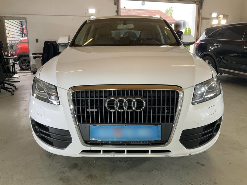 Audi Q5 2.0 TDI quattro 2009 – снимка 14