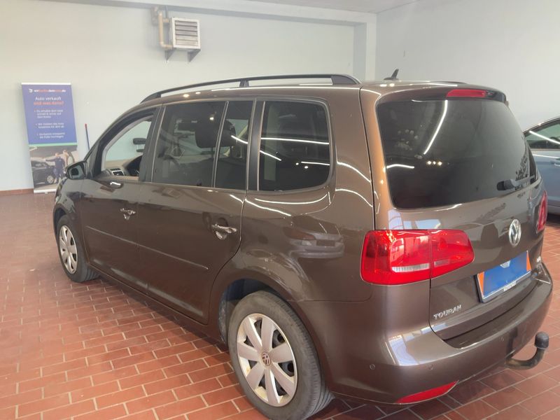 Volkswagen Touran 1.6 TDI Comfortline BlueMotion Tech 2012 – снимка 3