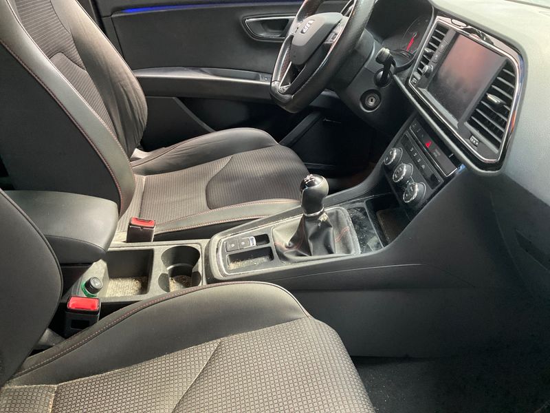 Seat Leon 2.0 TDI FR Plus 2017 – снимка 28