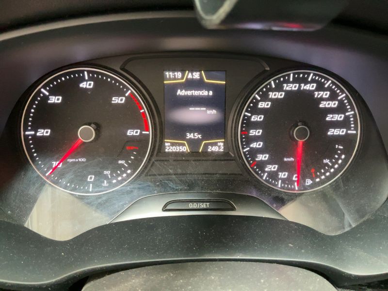 Seat Leon 2.0 TDI FR Plus 2017 – снимка 18