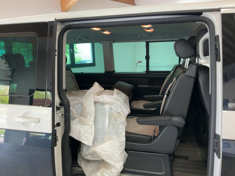 Volkswagen T6 Multivan 2.0 TDI Generation Six 2019 – снимка 20