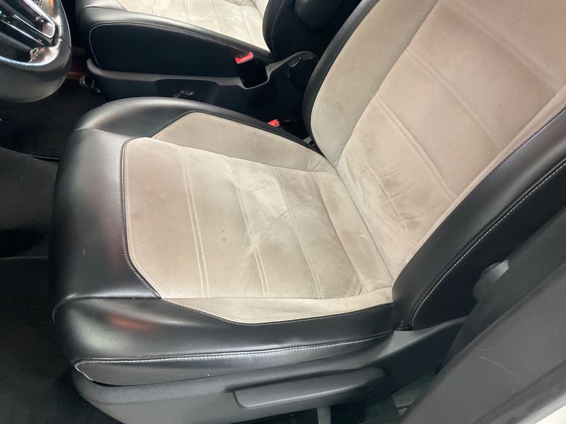 Volkswagen T6 Multivan 2.0 TDI Generation Six 2019 – снимка 30