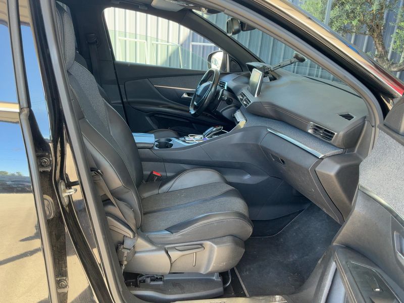 Peugeot 3008 1.6 Blue-HDi GT Line 2017 – снимка 16