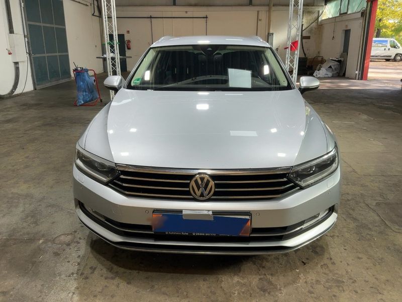 Volkswagen Passat 2.0 TDI Highline BlueMotion Tech 2016 – снимка 14
