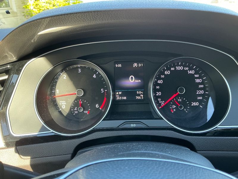 Volkswagen Passat 2.0 TDI Highline BlueMotion Tech 2016 – снимка 19