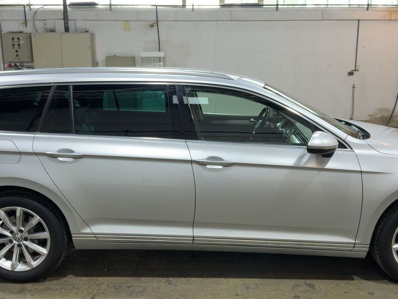 Volkswagen Passat 2.0 TDI Highline BlueMotion Tech 2016 – снимка 10