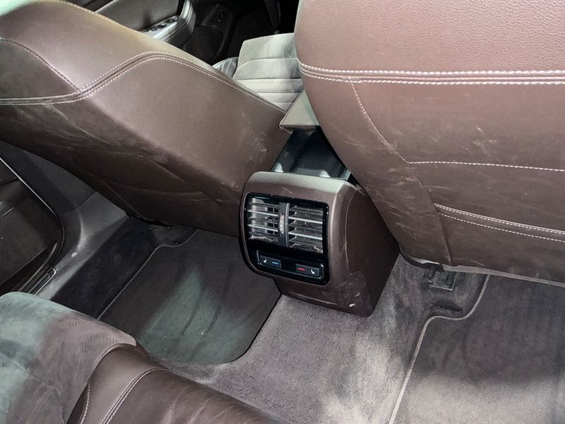 Volkswagen Passat 2.0 TDI Highline BlueMotion Tech 2016 – снимка 35