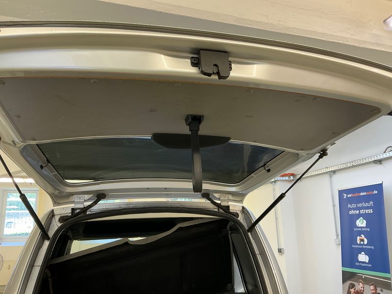 Volkswagen Caddy 1.9 TDI Life Team 2010 – снимка 33