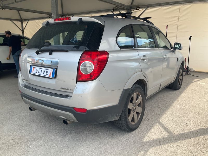 Chevrolet Captiva 2.0 Diesel D LT 4WD 2007 – снимка 2