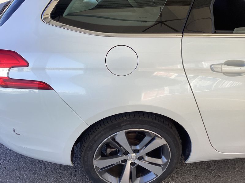 Peugeot 308 1.6 Blue-HDi Allure 2016 – снимка 23
