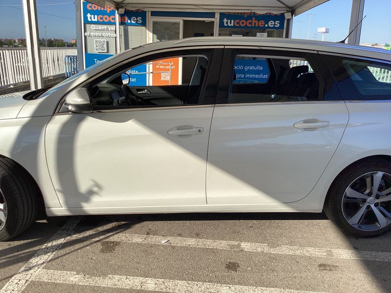 Peugeot 308 1.6 Blue-HDi Allure 2016 – снимка 4