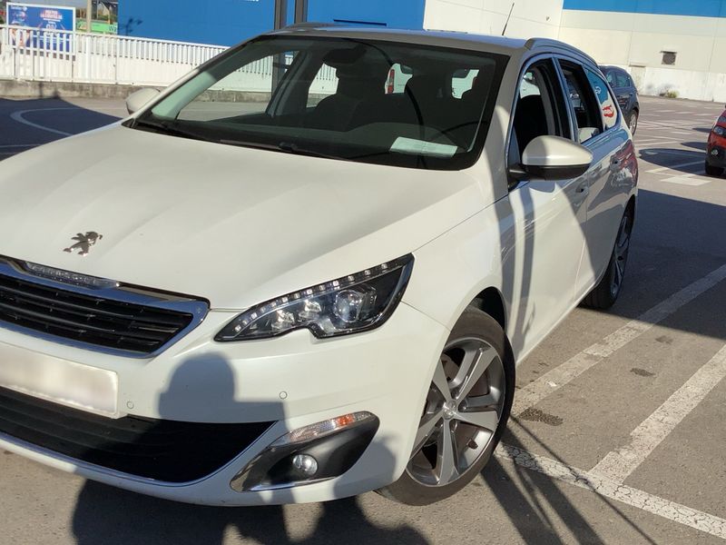 Peugeot 308 1.6 Blue-HDi Allure 2016 – снимка 2