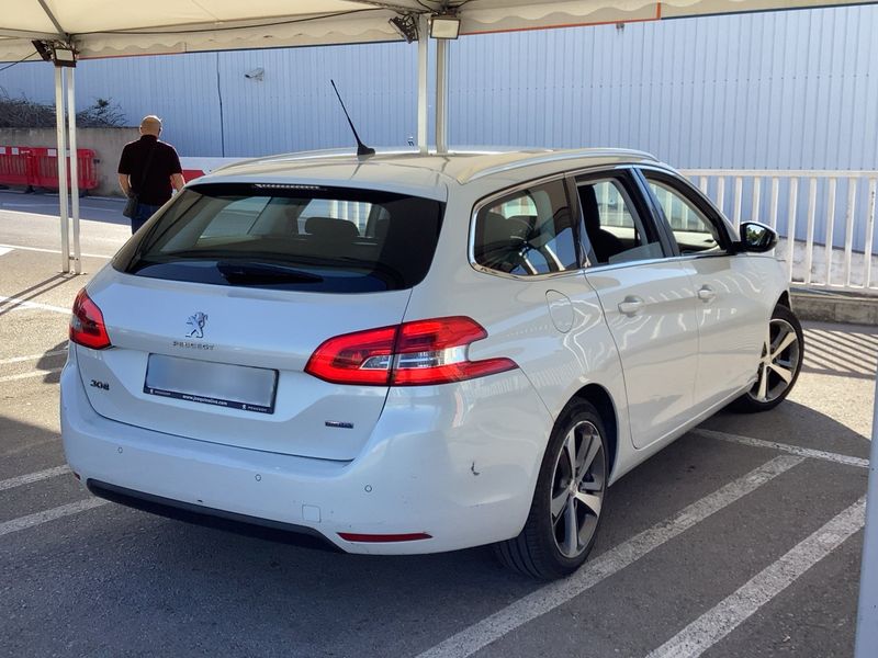 Peugeot 308 1.6 Blue-HDi Allure 2016 – снимка 8