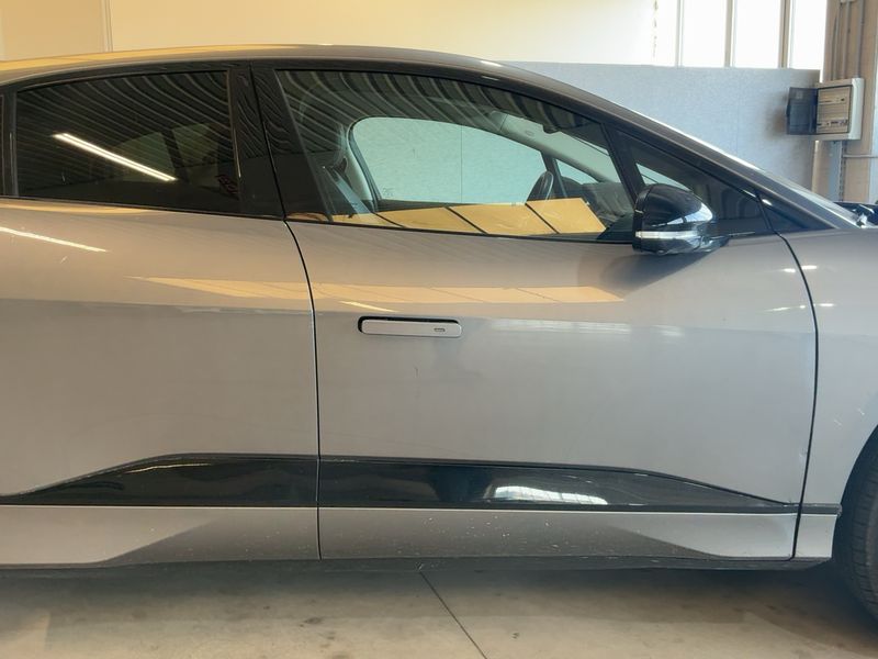 Jaguar I-Pace EV400 S Black 2021 – снимка 10