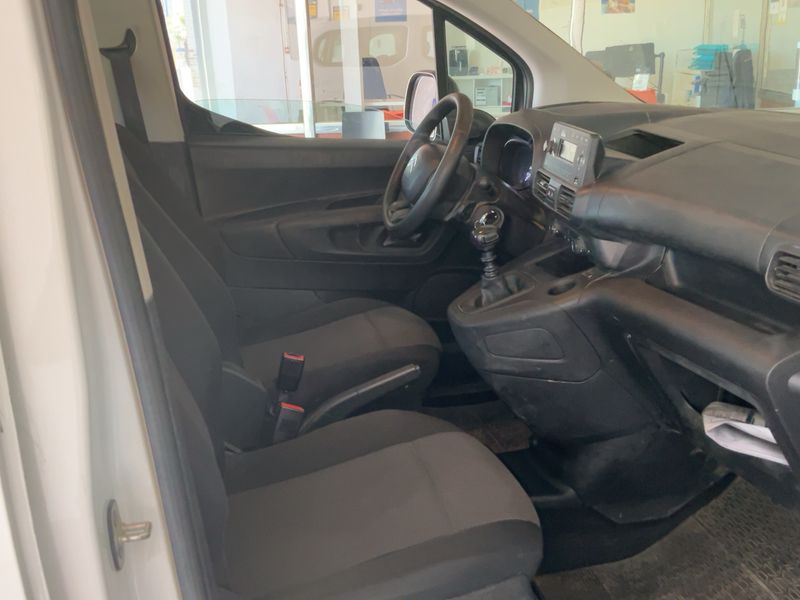 Citroen Berlingo 1.5 Blue-HDi Live M 2021 – снимка 16