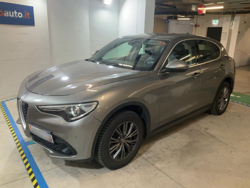 Alfa Romeo Stelvio 2.2 JTDM Executive Q4 2017 – снимка 2