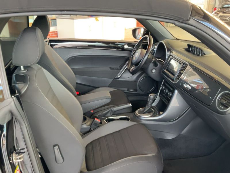 Volkswagen Beetle 1.4 TSI R-Line BlueMotion Tech 2017 – снимка 16
