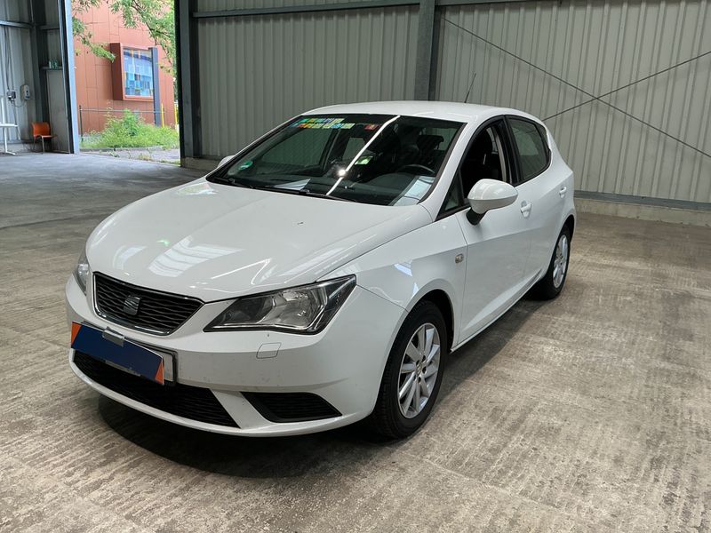 Seat Ibiza 1.4 Style Salsa 2013 – снимка 1