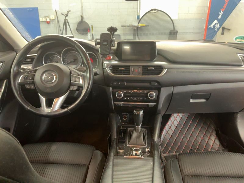 Mazda 6 2.2 Turbodiesel Sports-Line 2016 – снимка 17