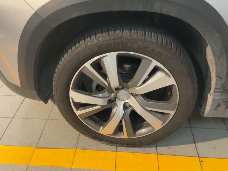 Peugeot 2008 1.6 Blue-HDi Allure 2017 – снимка 3