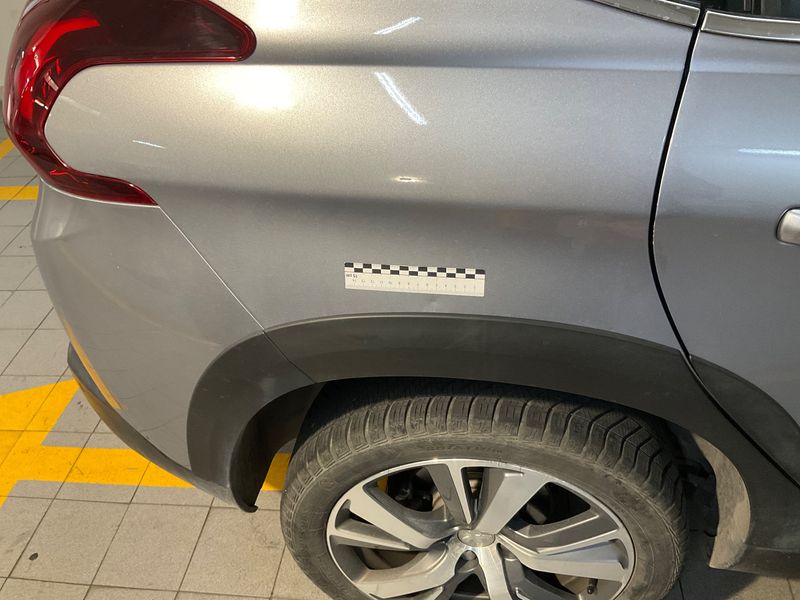 Peugeot 2008 1.6 Blue-HDi Allure 2017 – снимка 21