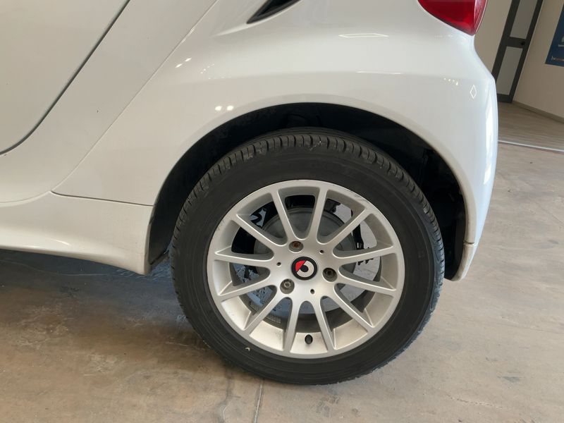 Smart fortwo 1.0 Micro Hybrid Drive pure 2013 – снимка 5