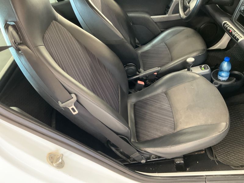 Smart fortwo 1.0 Micro Hybrid Drive pure 2013 – снимка 22