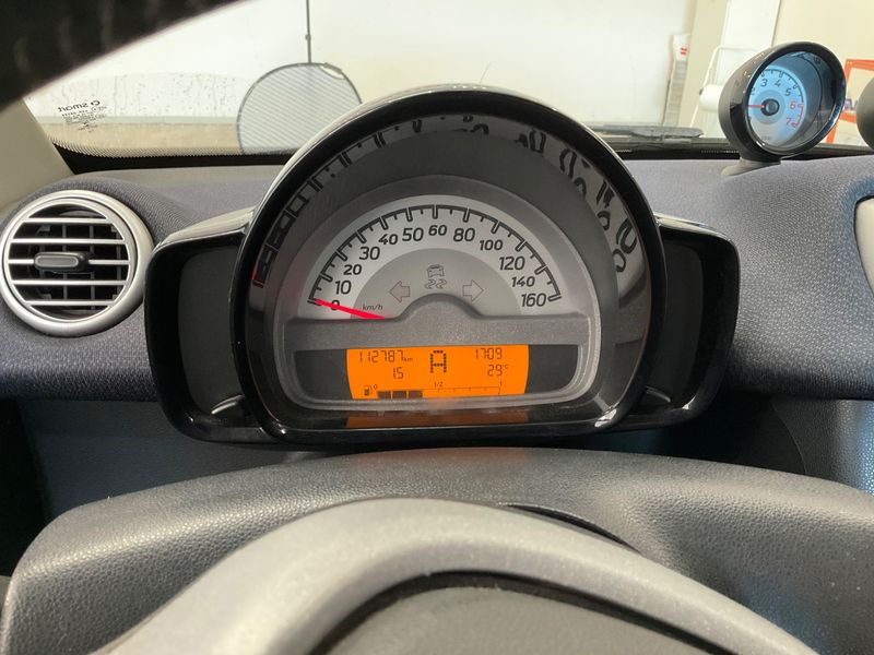 Smart fortwo 1.0 Micro Hybrid Drive pure 2013 – снимка 18