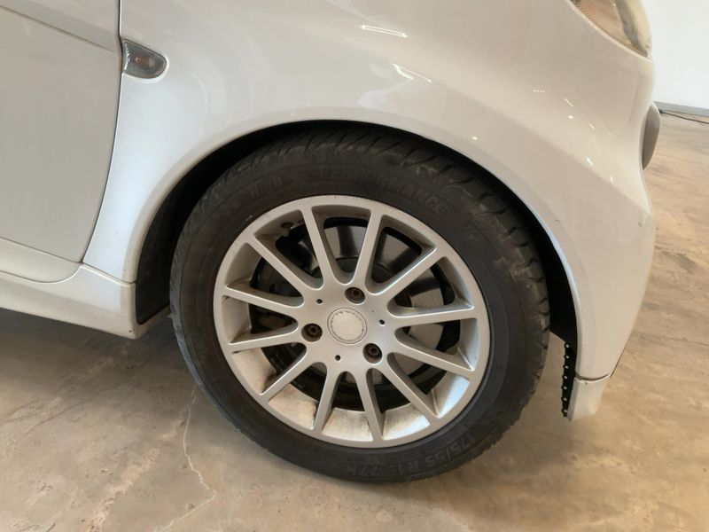 Smart fortwo 1.0 Micro Hybrid Drive pure 2013 – снимка 11