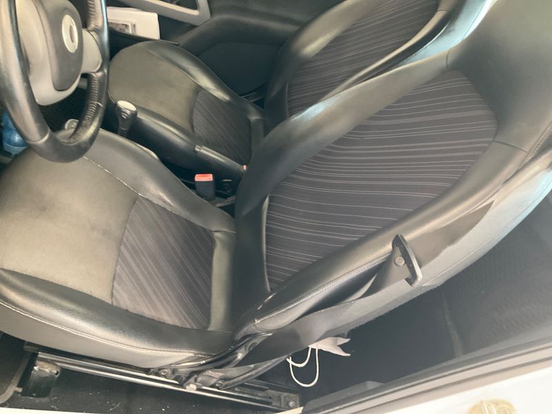 Smart fortwo 1.0 Micro Hybrid Drive pure 2013 – снимка 24
