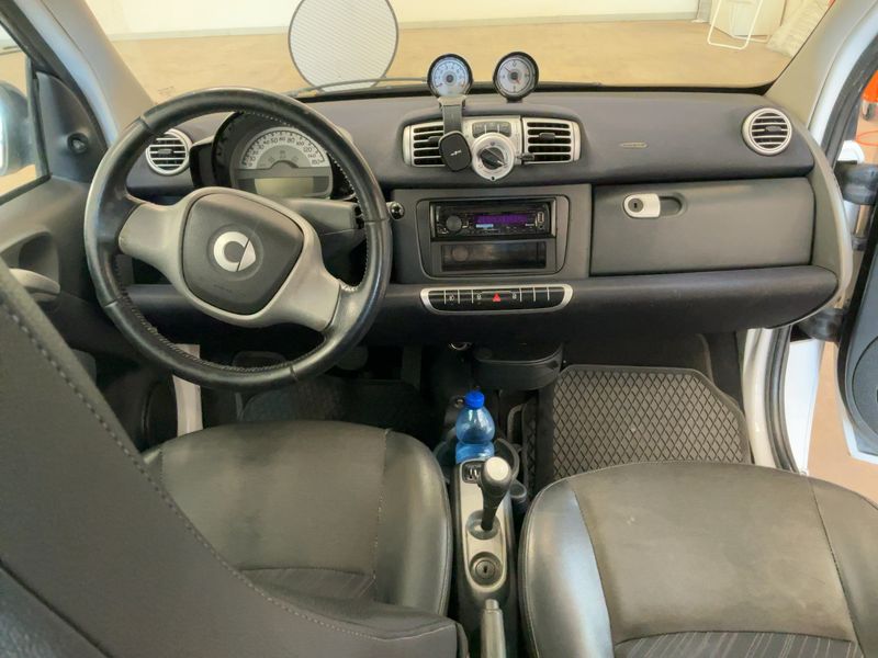 Smart fortwo 1.0 Micro Hybrid Drive pure 2013 – снимка 17