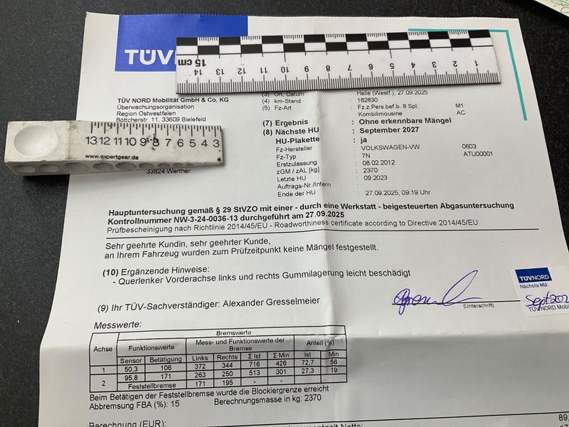 Volkswagen Sharan 2.0 TDI Style BlueMotion Tech 2012 – снимка 31