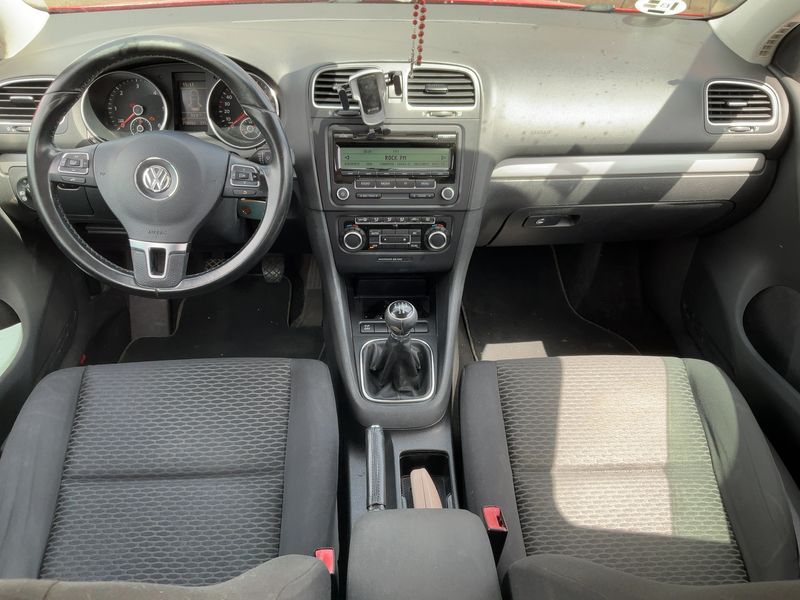 Volkswagen Golf VI 1.6 TDI Advance 2009 – снимка 17