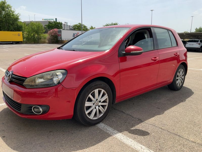 Volkswagen Golf VI 1.6 TDI Advance 2009 – снимка 2