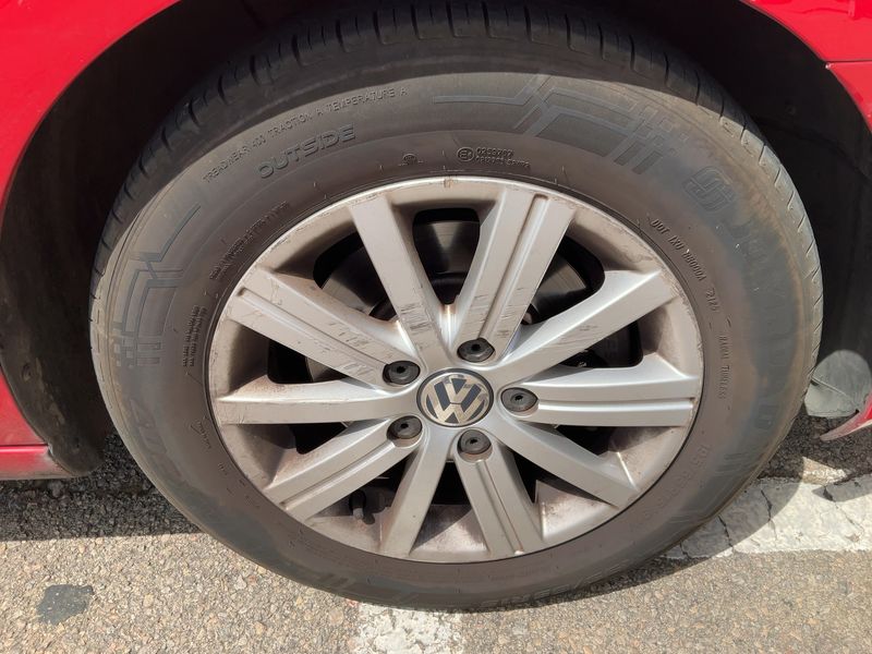 Volkswagen Golf VI 1.6 TDI Advance 2009 – снимка 11